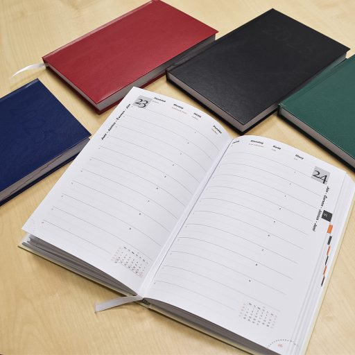 Határidőnapló agenda Standard A/5, napi, fehérlapokkal (kék) 2025. Bluering®